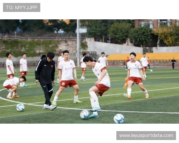 中超俱乐部青训合作校园，少年足球培养受重视