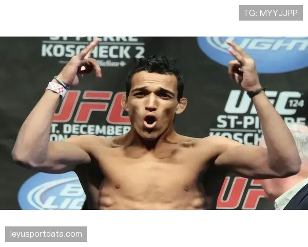 UFC 299：奥马利分歧判定险胜维拉成功卫冕，比赛陷入沉闷引争议